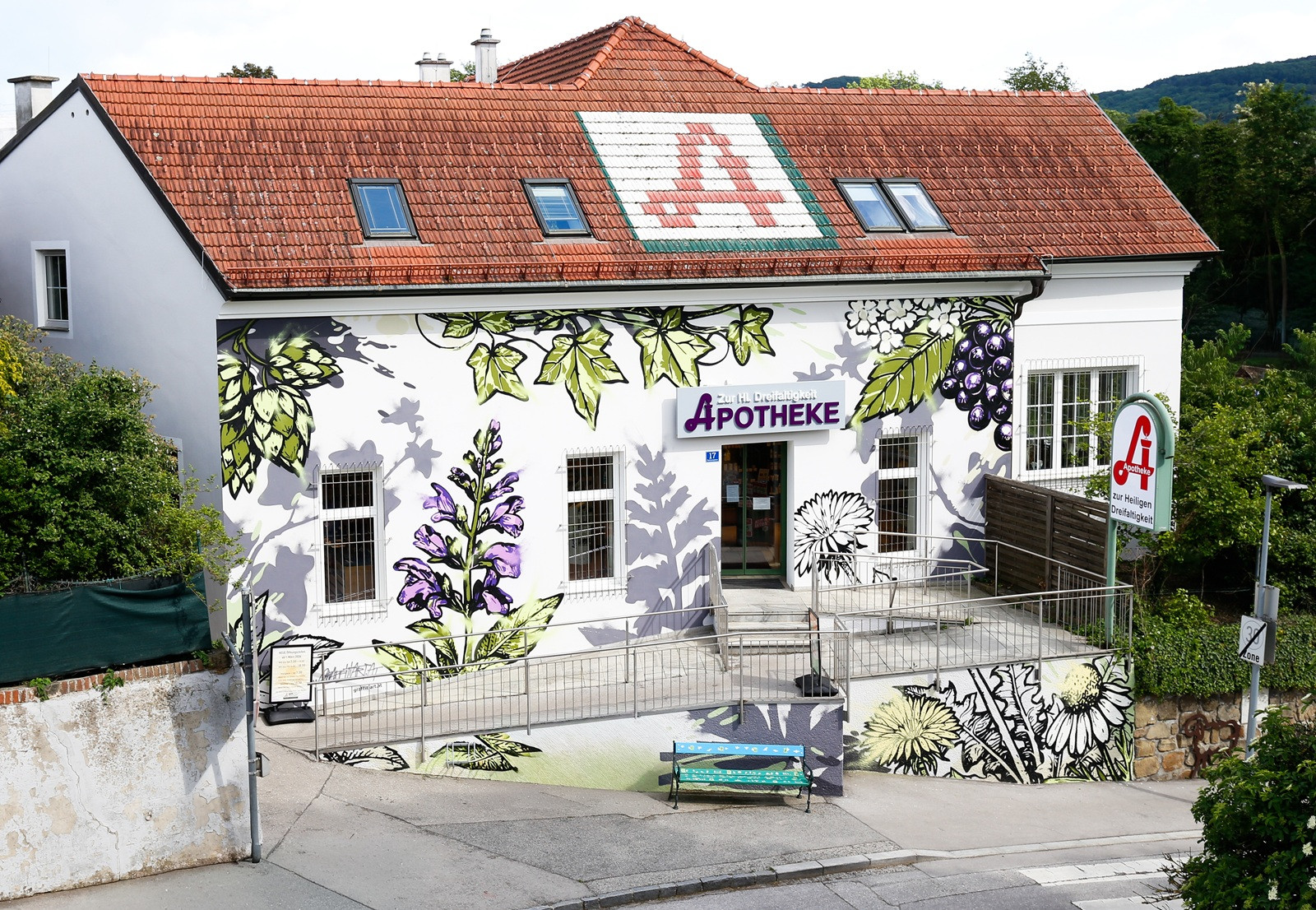 Aussenansicht der Apotheke
